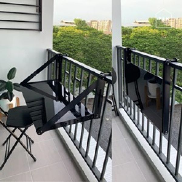 โต๊ะระเบียง พร้อมราวตากผ้า สีดำ ขนาด 70 cm.