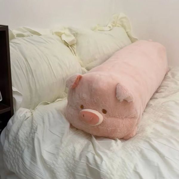 หมอนตุ๊กตานอนน่ารัก แบบยาวนอนข้างเตียง น้องหมู